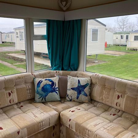 Pet Friendly Holiday Home On Golden Palm Skegness Buitenkant foto