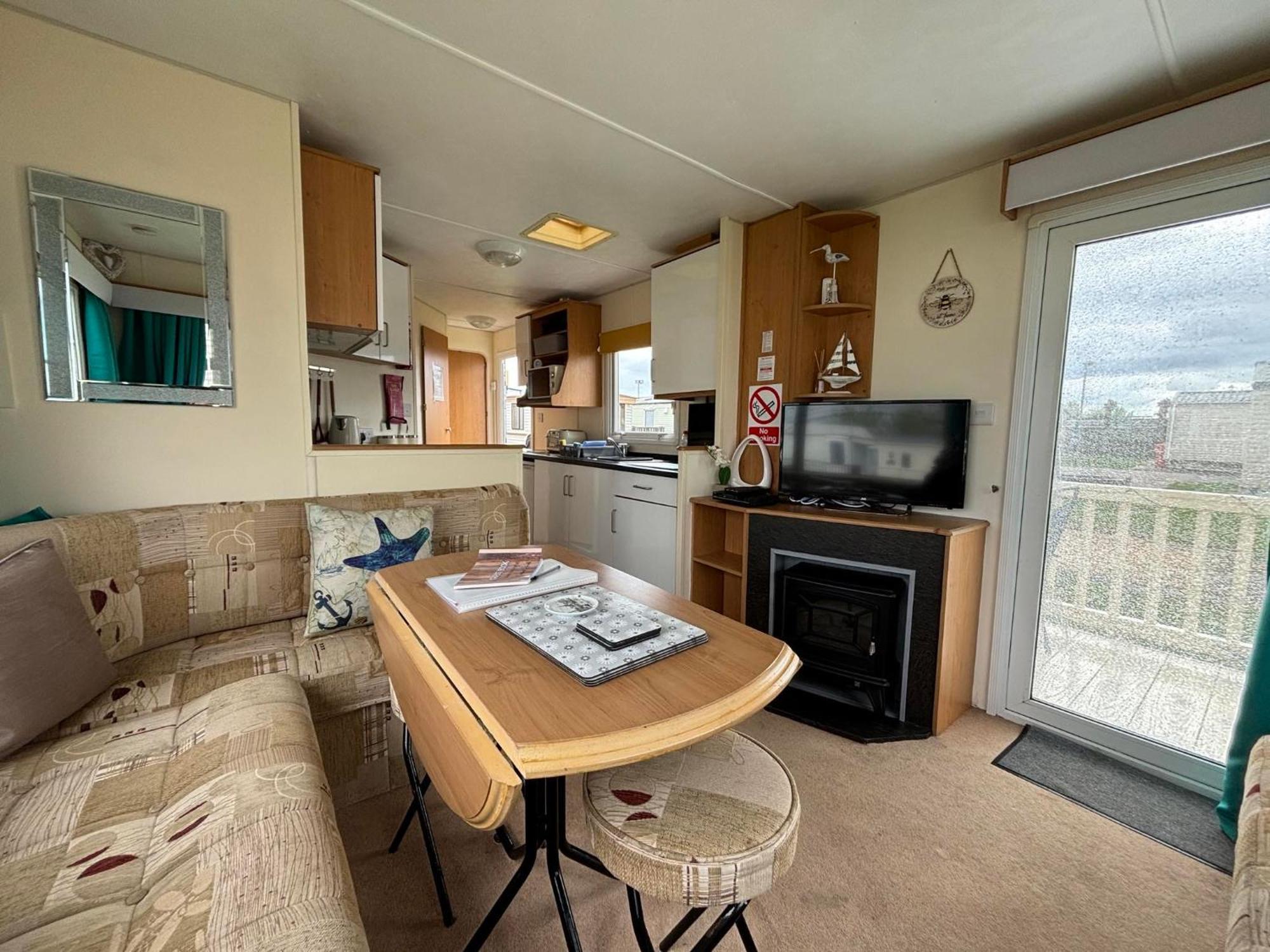 Pet Friendly Holiday Home On Golden Palm Skegness Buitenkant foto